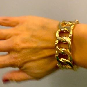 [3/$28] Gold Metal Cuban Link Elastic Bracelet